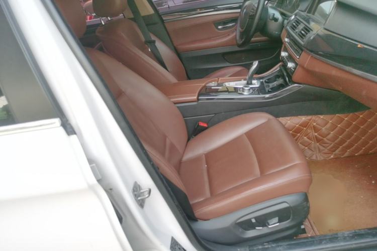 Used BMW 5 Series 2014 520Li Elegant Model Right Front Seat