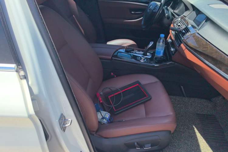 Used BMW 5 Series 2014 525Li Leading Model Right Front Seat