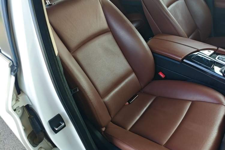 Used BMW 5 Series 2014 520Li Elegant Model Right Front Seat