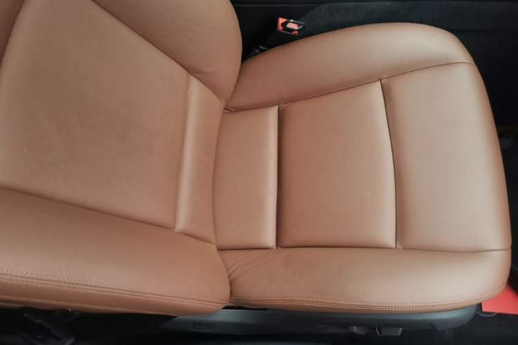 Used BMW 5 Series 2014 520Li Elegant Model Right Front Seat