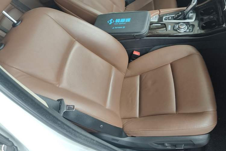 Used BMW 5 Series 2014 525Li Leading Model Right Front Seat
