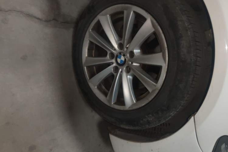 Used BMW 5 Series 2014 520i Elegant Edition Right Front Wheel Hub