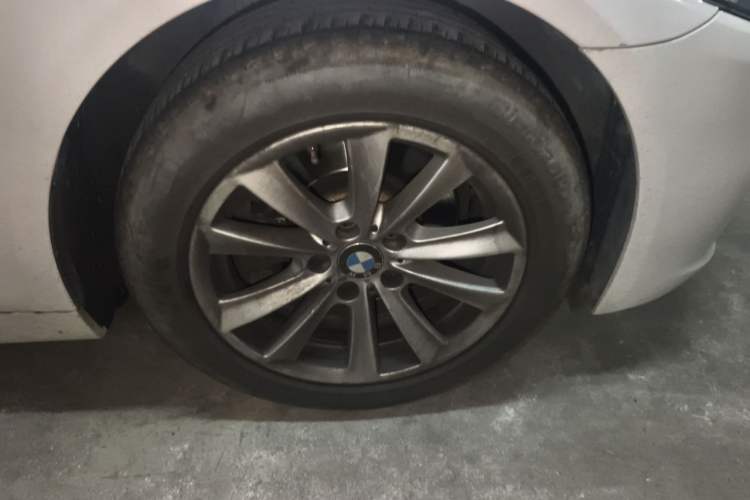 Used BMW 5 Series 2014 520i Touring Edition Right Front Wheel Hub