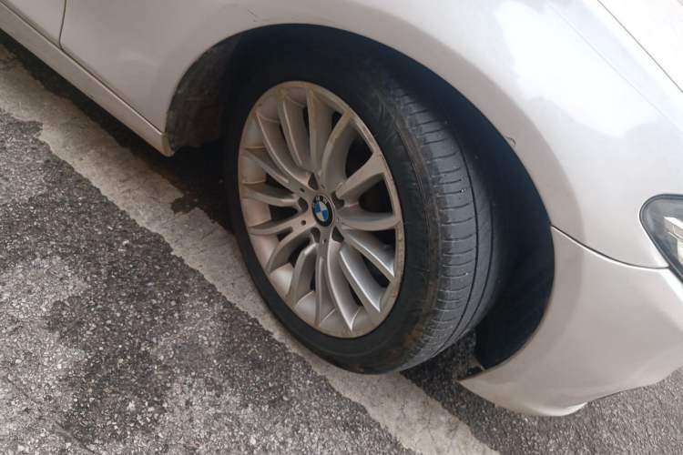 Used BMW 5 Series 2014 525Li Luxury Design Package Right Front Wheel Hub