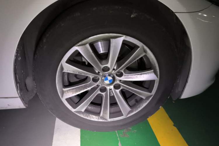 Used BMW 5 Series 2014 520i Elegant Edition Right Front Wheel Hub