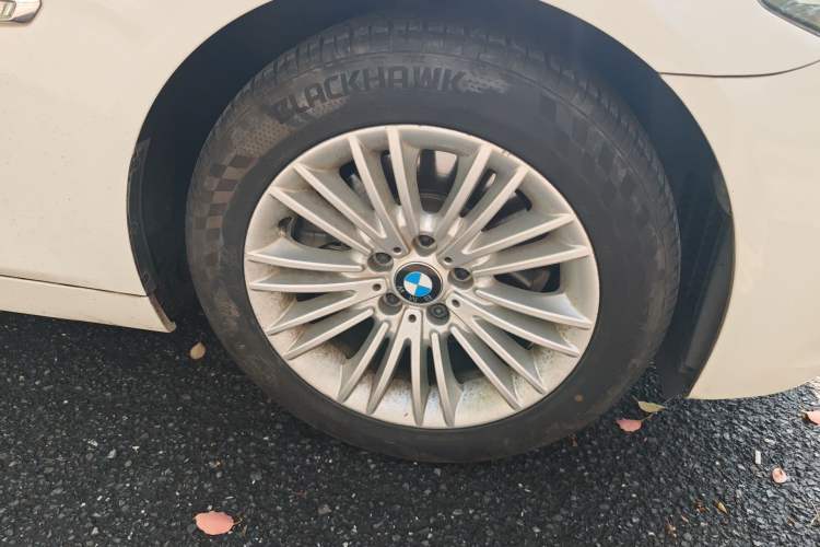 Used BMW 5 Series 2014 525Li Leading Model Right Front Wheel Hub