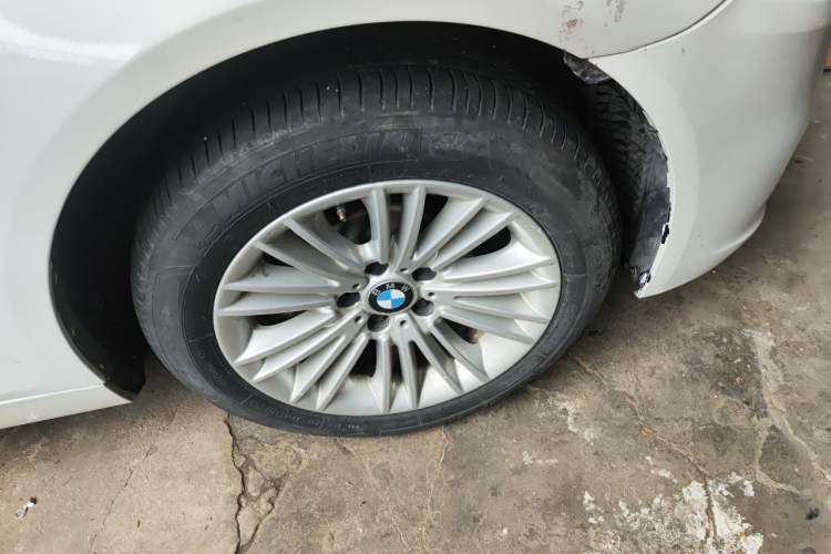 Used BMW 5 Series 2014 525Li Leading Model Right Front Wheel Hub