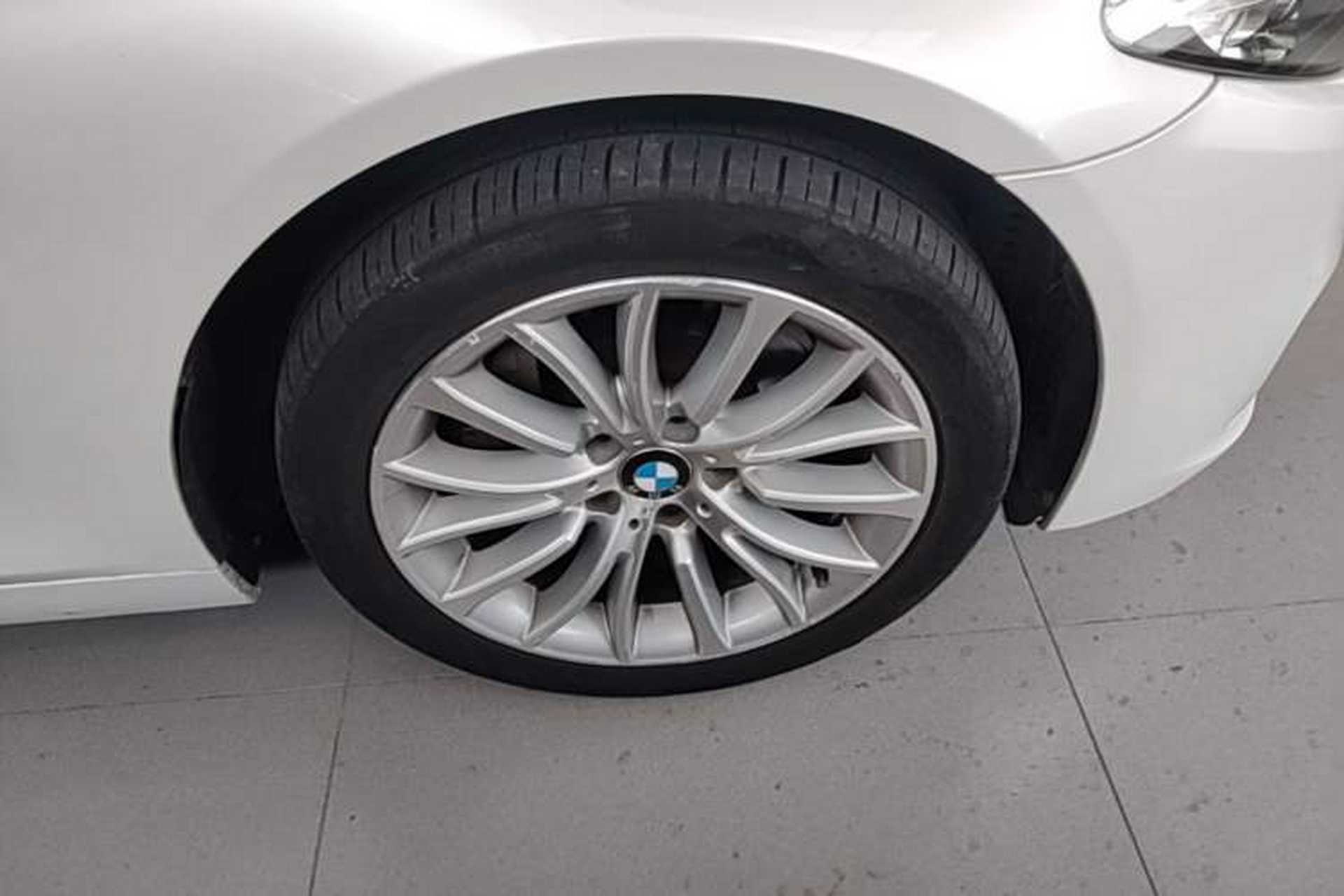 Used BMW 5 Series 2014 535Li Leading Model Right Front Wheel Hub