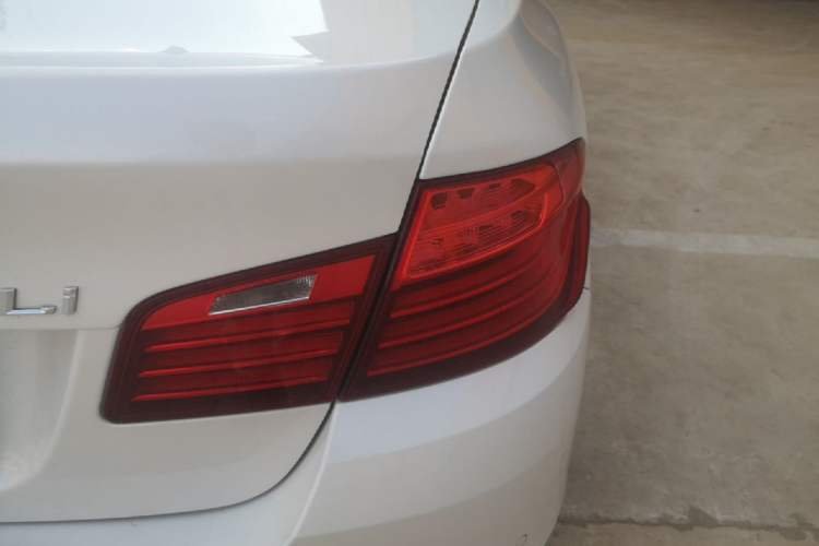 Used BMW 5 Series 2014 525Li Leading Model Right Rear Taillight