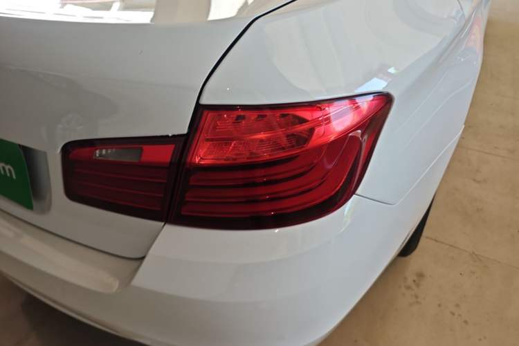 Used BMW 5 Series 2014 525Li Leading Model Right Rear Taillight