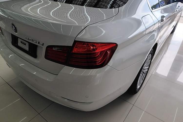 Used BMW 5 Series 2014 525Li Leading Model Right Rear Taillight