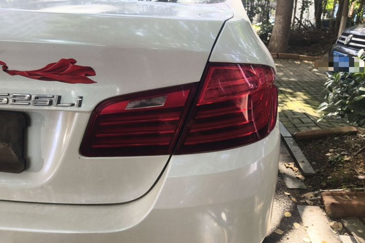 Used BMW 5 Series 2014 520Li Elegant Model Right Rear Taillight