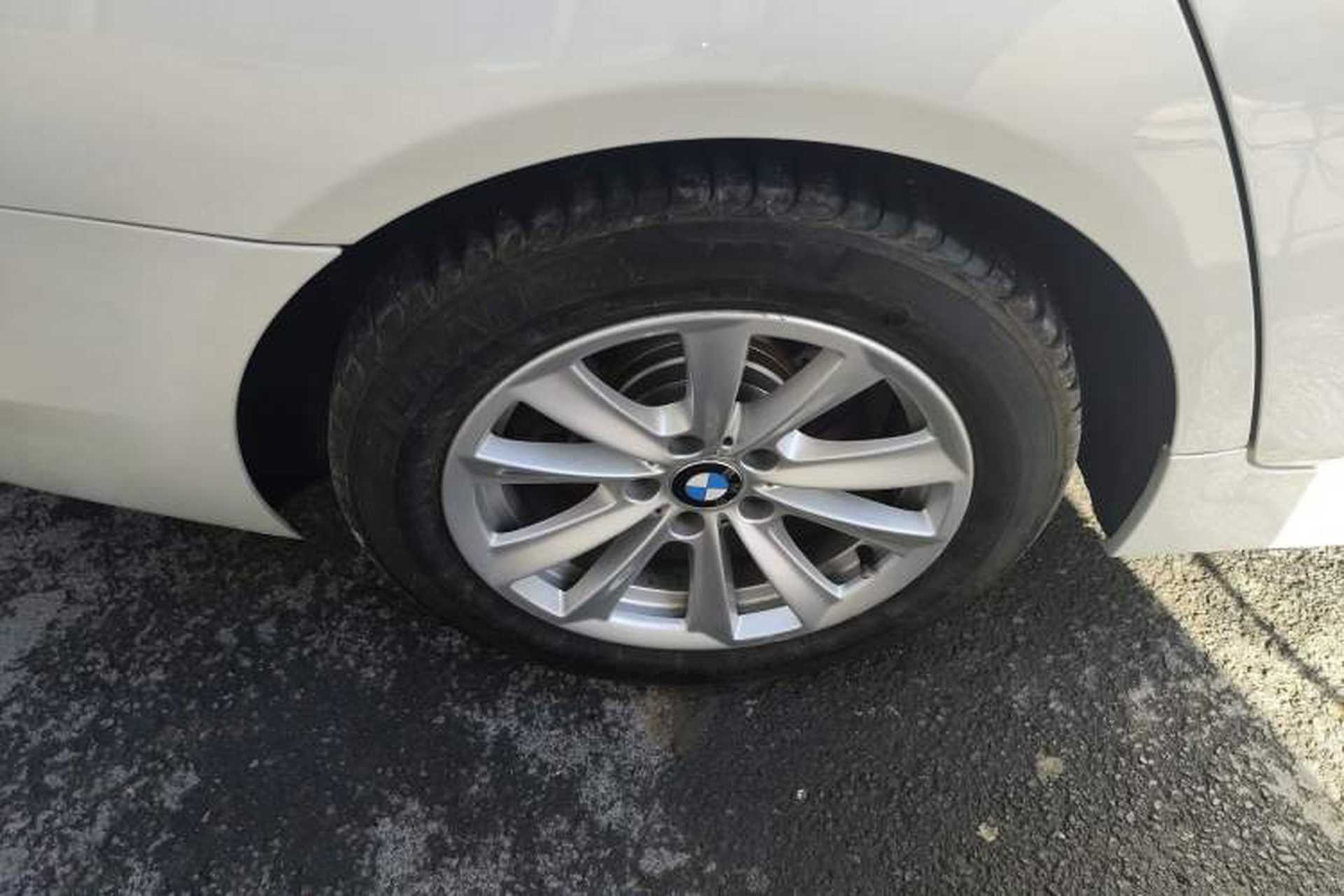 Used BMW 5 Series 2014 520i Elegant Edition Right Rear Wheel Hub