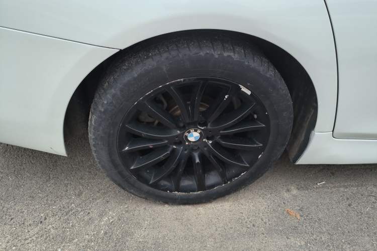 Used BMW 5 Series 2014 525Li Luxury Design Package Right Rear Wheel Hub