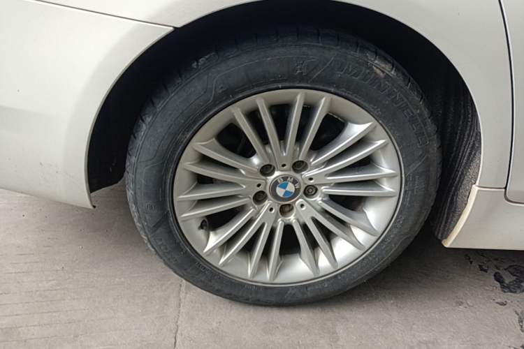 Used BMW 5 Series 2014 525Li Leading Model Right Rear Wheel Hub