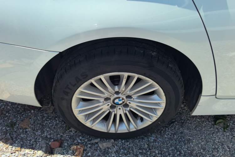 Used BMW 5 Series 2014 525Li Leading Model Right Rear Wheel Hub