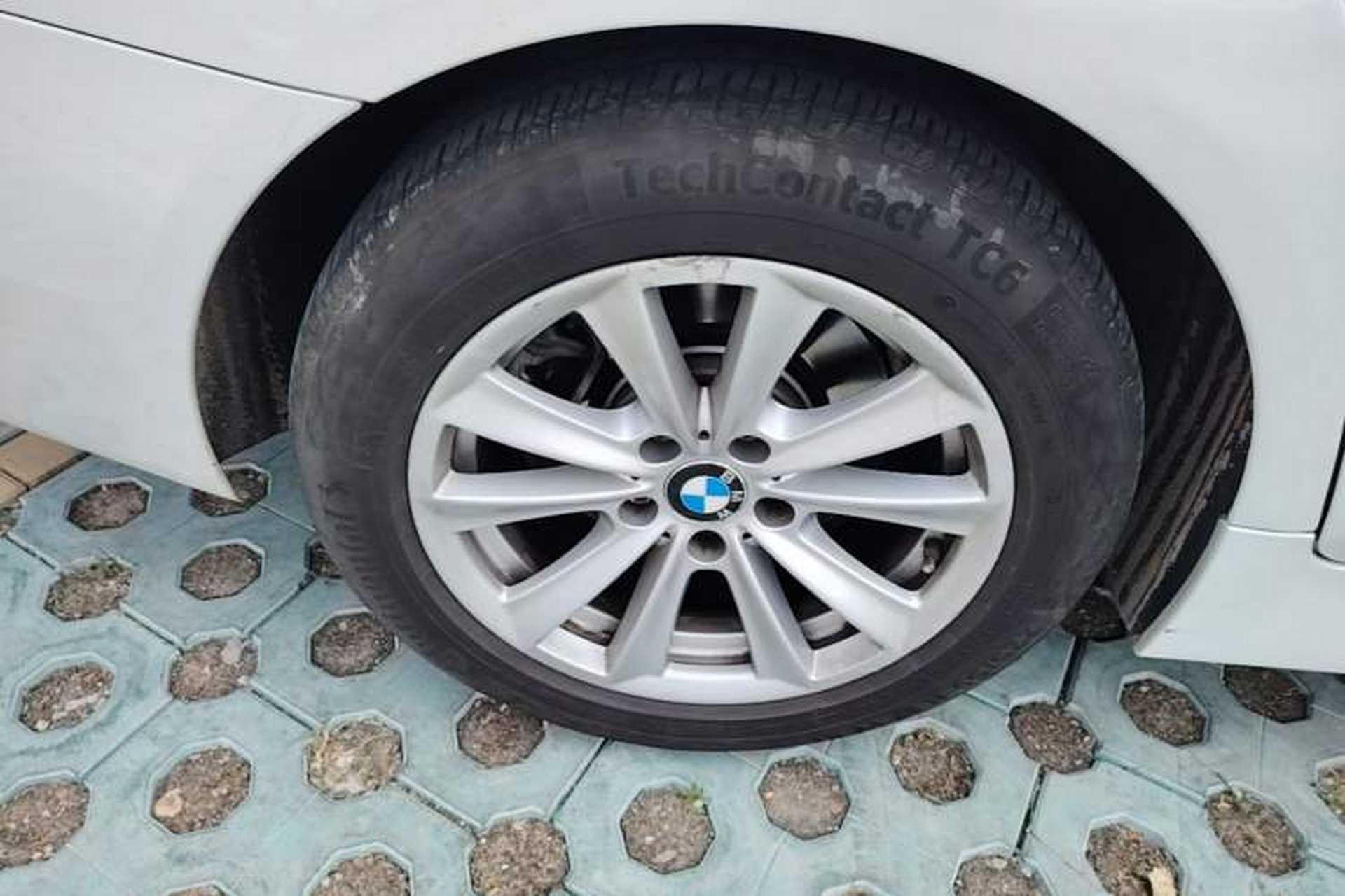 Used BMW 5 Series 2014 520Li Elegant Model Right Rear Wheel Hub