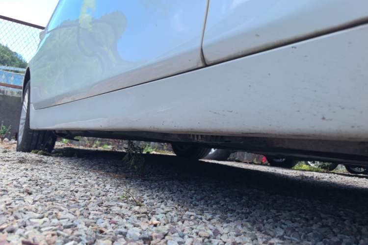 Used BMW 5 Series 2014 525Li Leading Model Right Side Sill