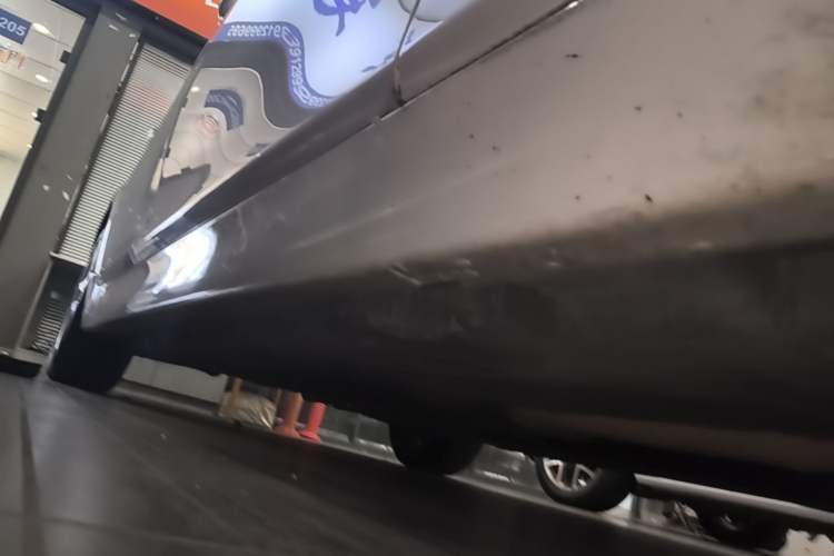 Used BMW 5 Series 2014 520Li Elegant Model Right Side Sill