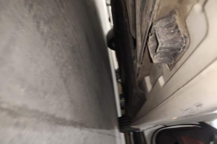 Used BMW 5 Series 2014 535Li Leading Model Right Side Sill