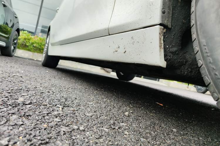 Used BMW 5 Series 2014 525Li Leading Model Right Side Sill