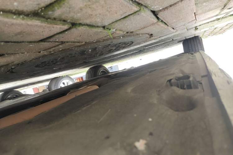 Used BMW 5 Series 2014 525Li Leading Model Right Side Sill