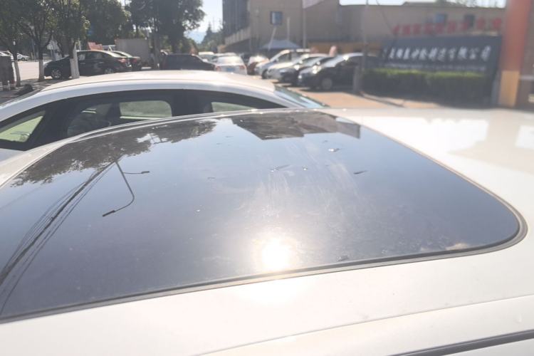 Used BMW 5 Series 2014 525Li Luxury Design Package Roof