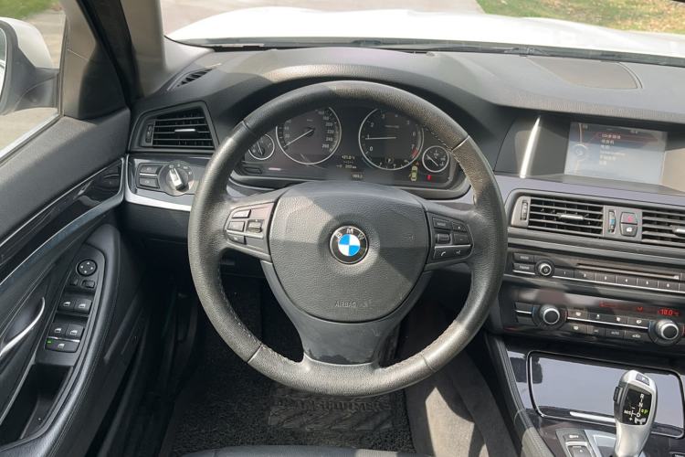 Used BMW 5 Series 2014 520Li Elegant Model Steering Wheel