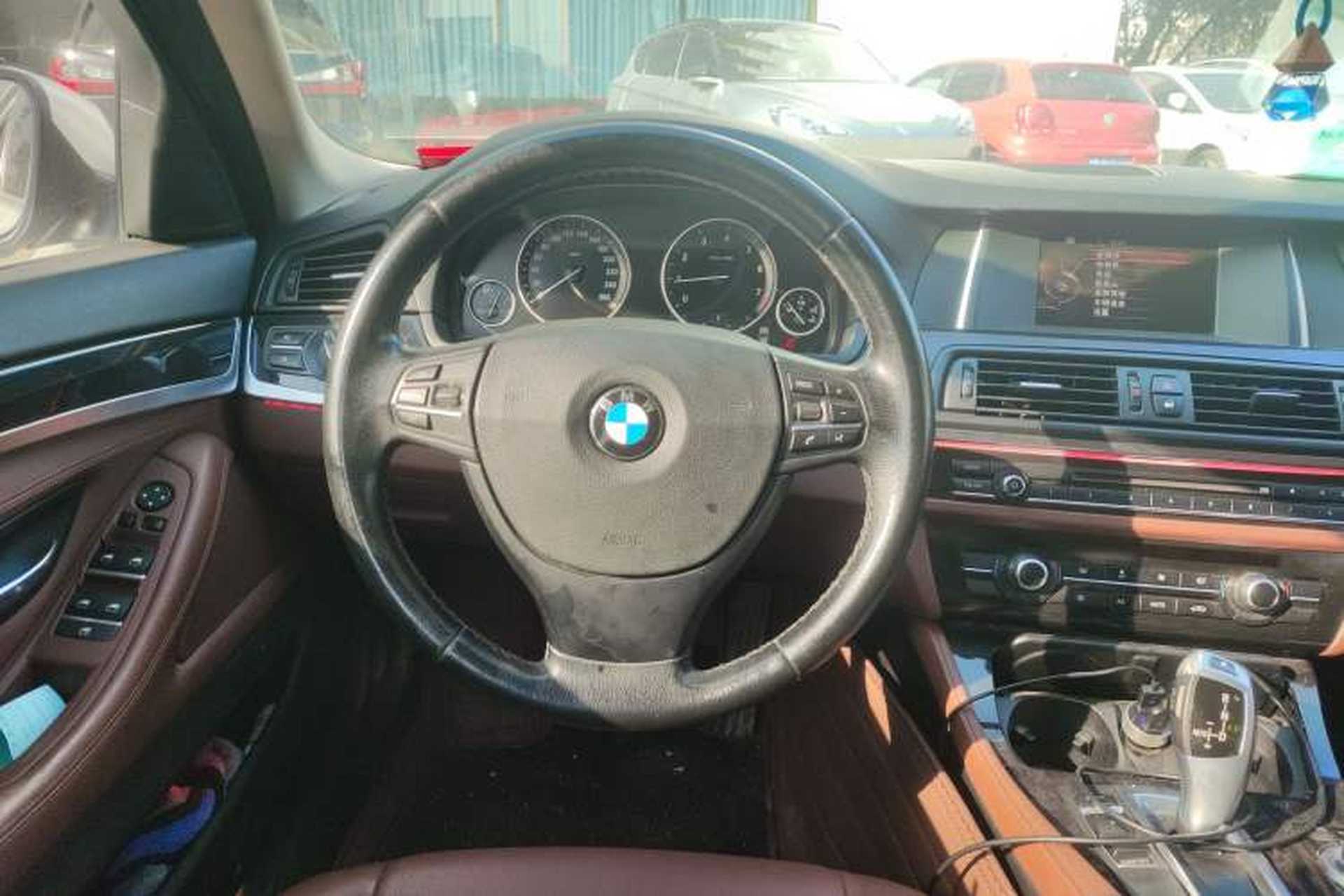 Used BMW 5 Series 2014 520Li Elegant Model Steering Wheel