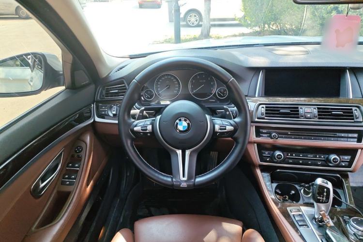 Used BMW 5 Series 2014 528Li Leading Model Steering Wheel