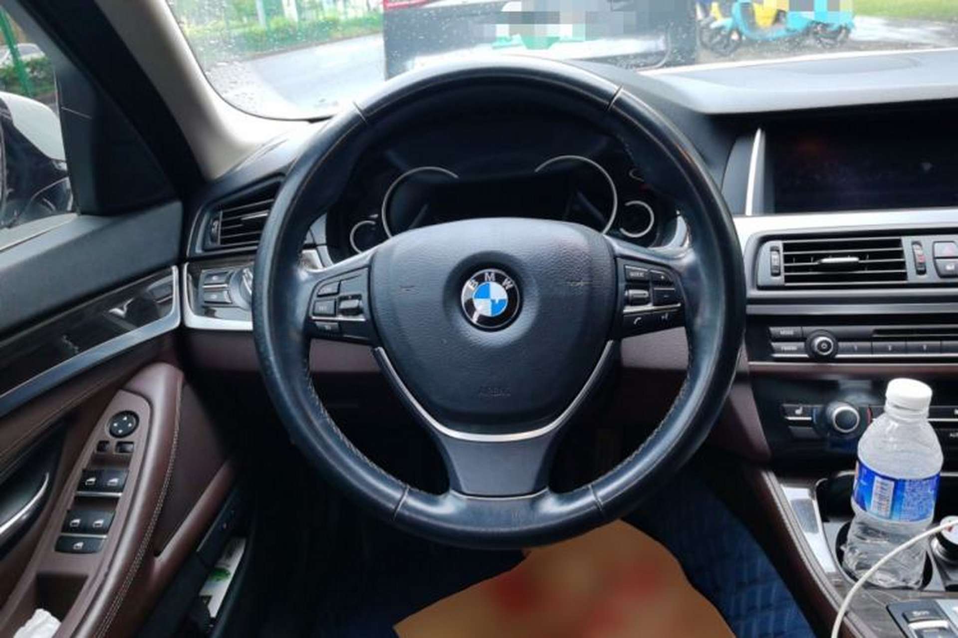 Used BMW 5 Series 2014 525Li Luxury Design Package Steering Wheel
