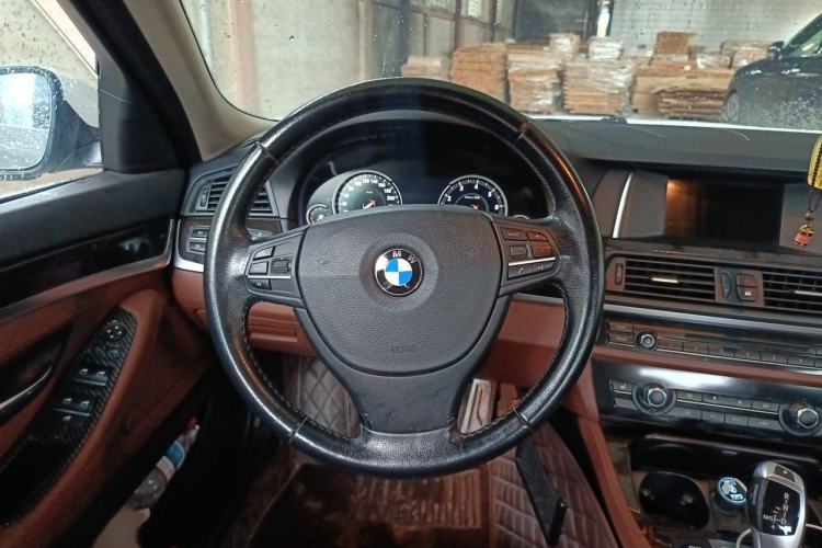 Used BMW 5 Series 2014 525Li Leading Model Steering Wheel