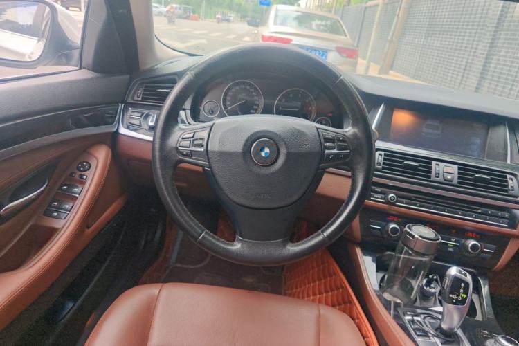 Used BMW 5 Series 2014 520Li Elegant Model Steering Wheel