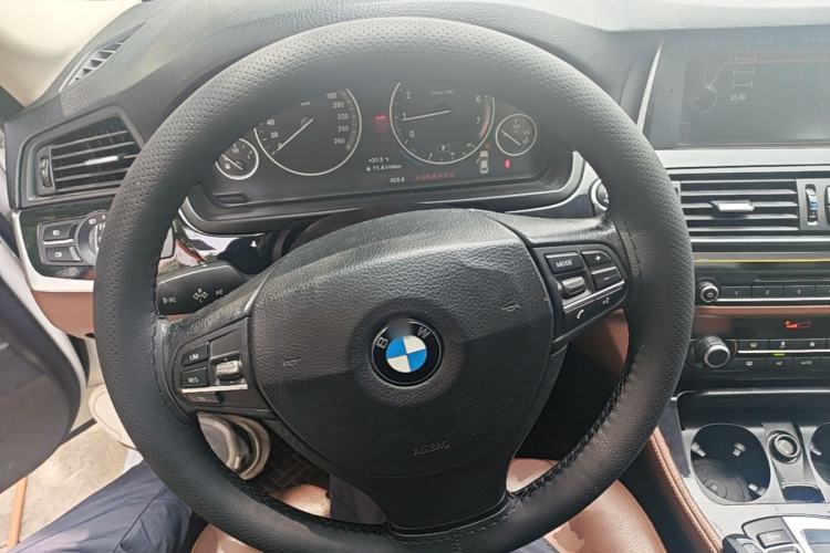 Used BMW 5 Series 2014 520i Elegant Edition Steering Wheel