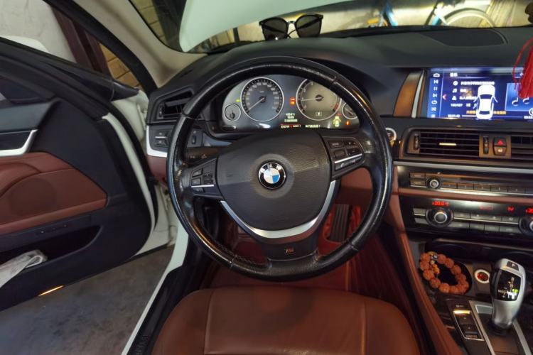 Used BMW 5 Series 2014 520Li Elegant Model Steering Wheel