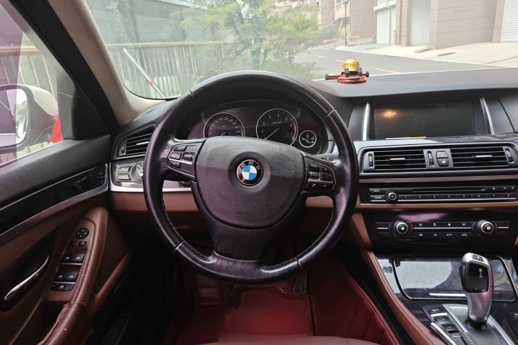 Used BMW 5 Series 2014 520Li Elegant Model Steering Wheel
