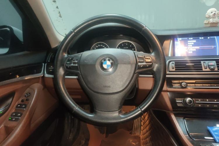 Used BMW 5 Series 2014 520i Elegant Edition Steering Wheel