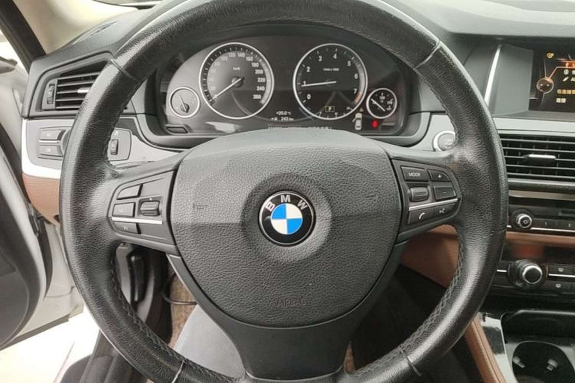 Used BMW 5 Series 2014 520Li Elegant Model Steering Wheel
