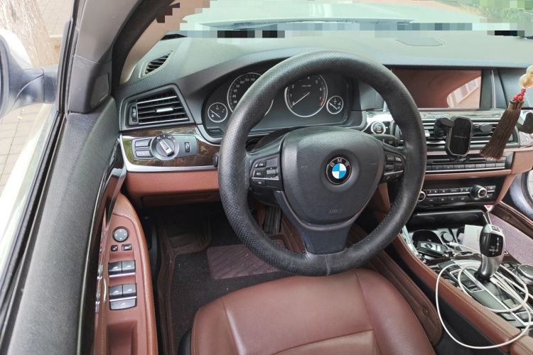 Used BMW 5 Series 2014 528Li Leading Model Steering Wheel