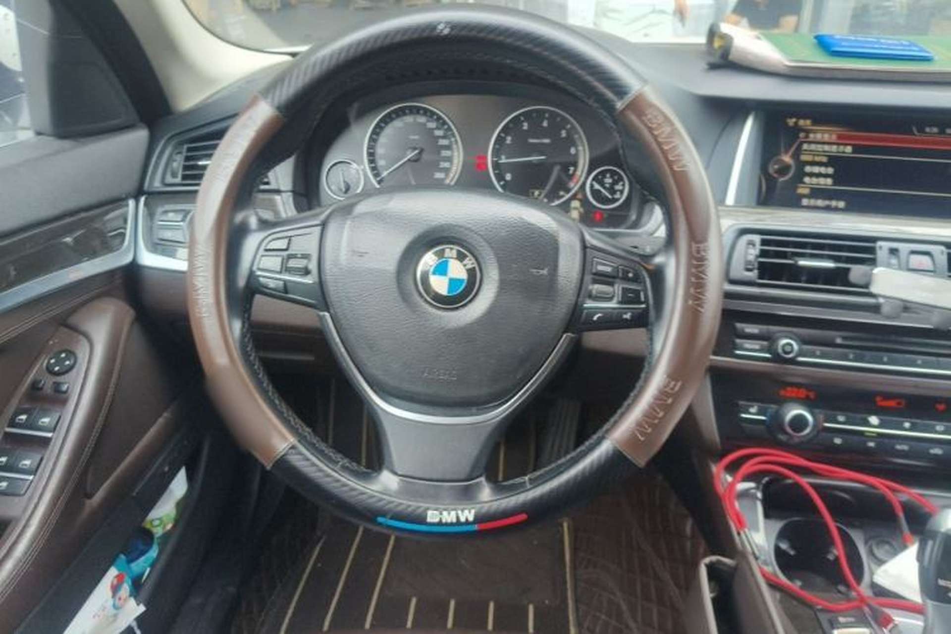 Used BMW 5 Series 2014 525Li Luxury Design Package Steering Wheel