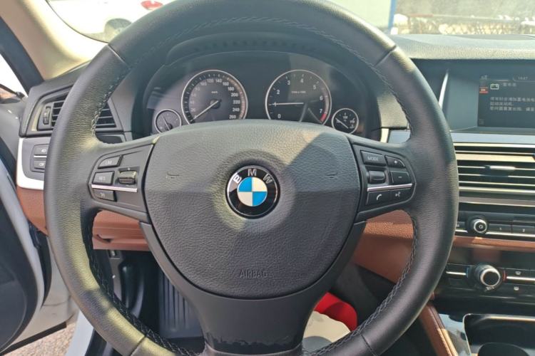 Used BMW 5 Series 2014 520Li Elegant Model Steering Wheel