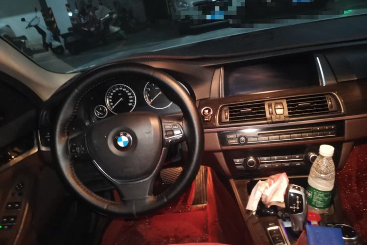 Used BMW 5 Series 2014 525Li Leading Model Steering Wheel