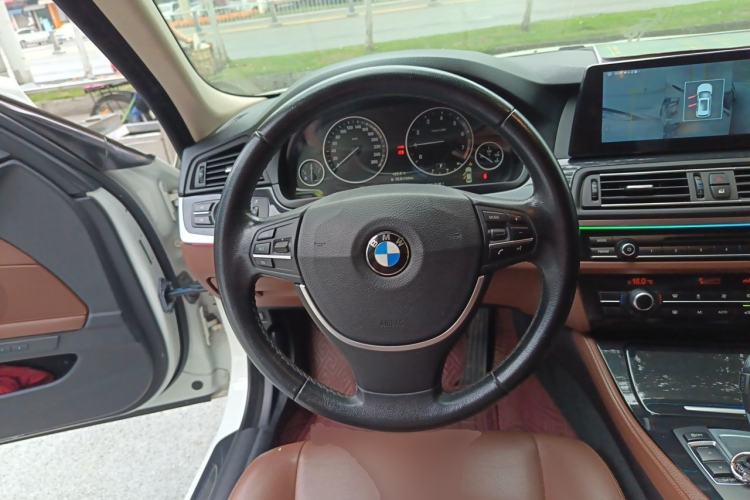 Used BMW 5 Series 2014 520Li Elegant Model Steering Wheel