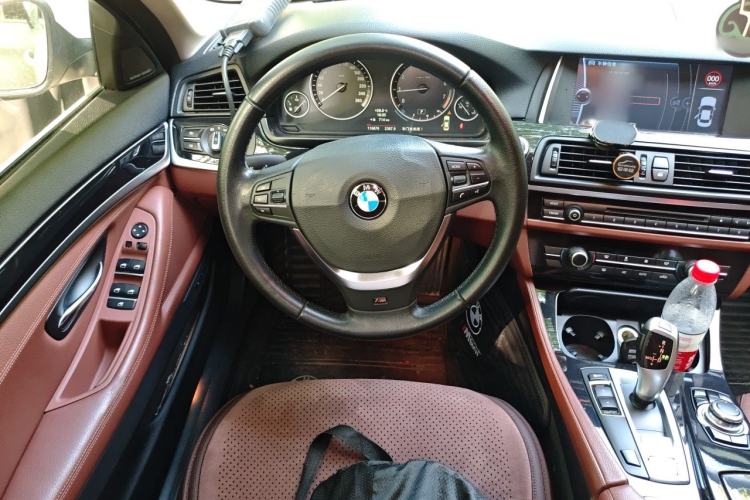 Used BMW 5 Series 2014 520i Elegant Edition Steering Wheel