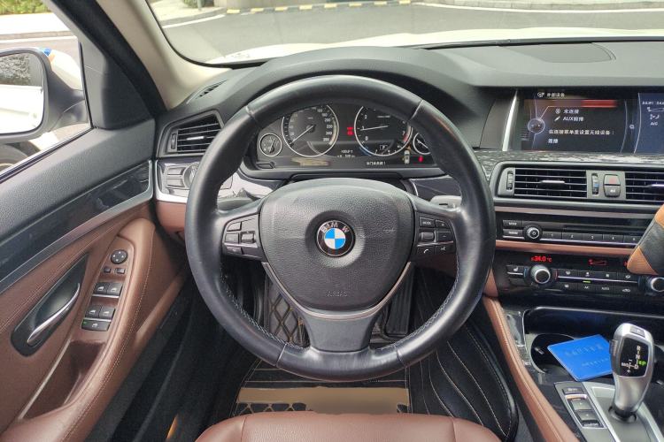 Used BMW 5 Series 2014 520i Touring Edition Steering Wheel