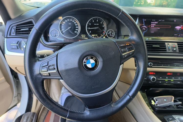 Used BMW 5 Series 2014 525Li Fashion Design Package Steering Wheel