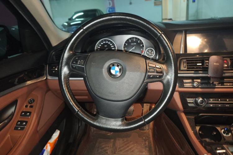 Used BMW 5 Series 2014 520Li Elegant Model Steering Wheel