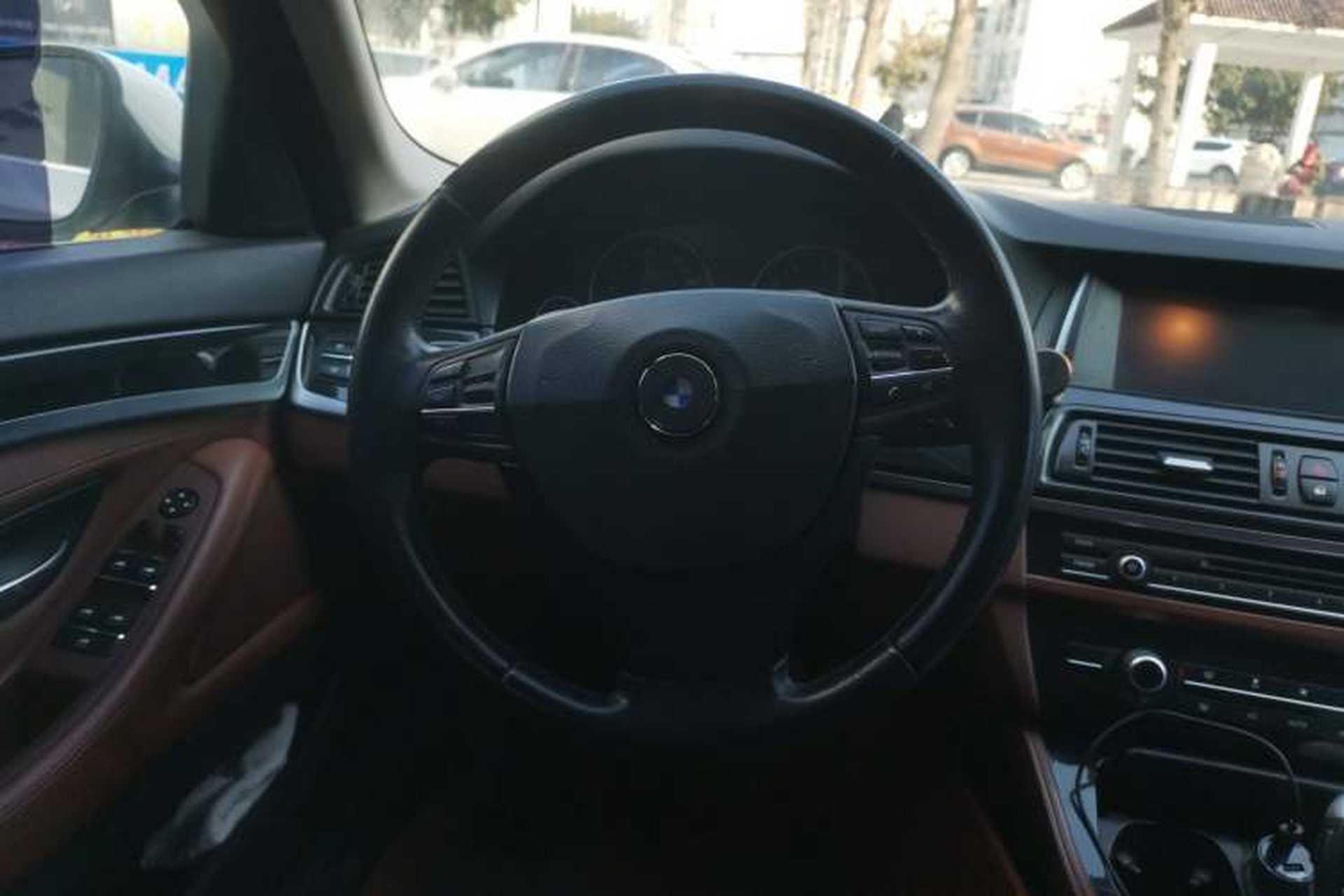 Used BMW 5 Series 2014 520Li Elegant Model Steering Wheel