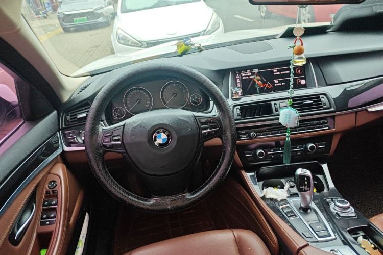 Used BMW 5 Series 2014 520Li Elegant Model Steering Wheel