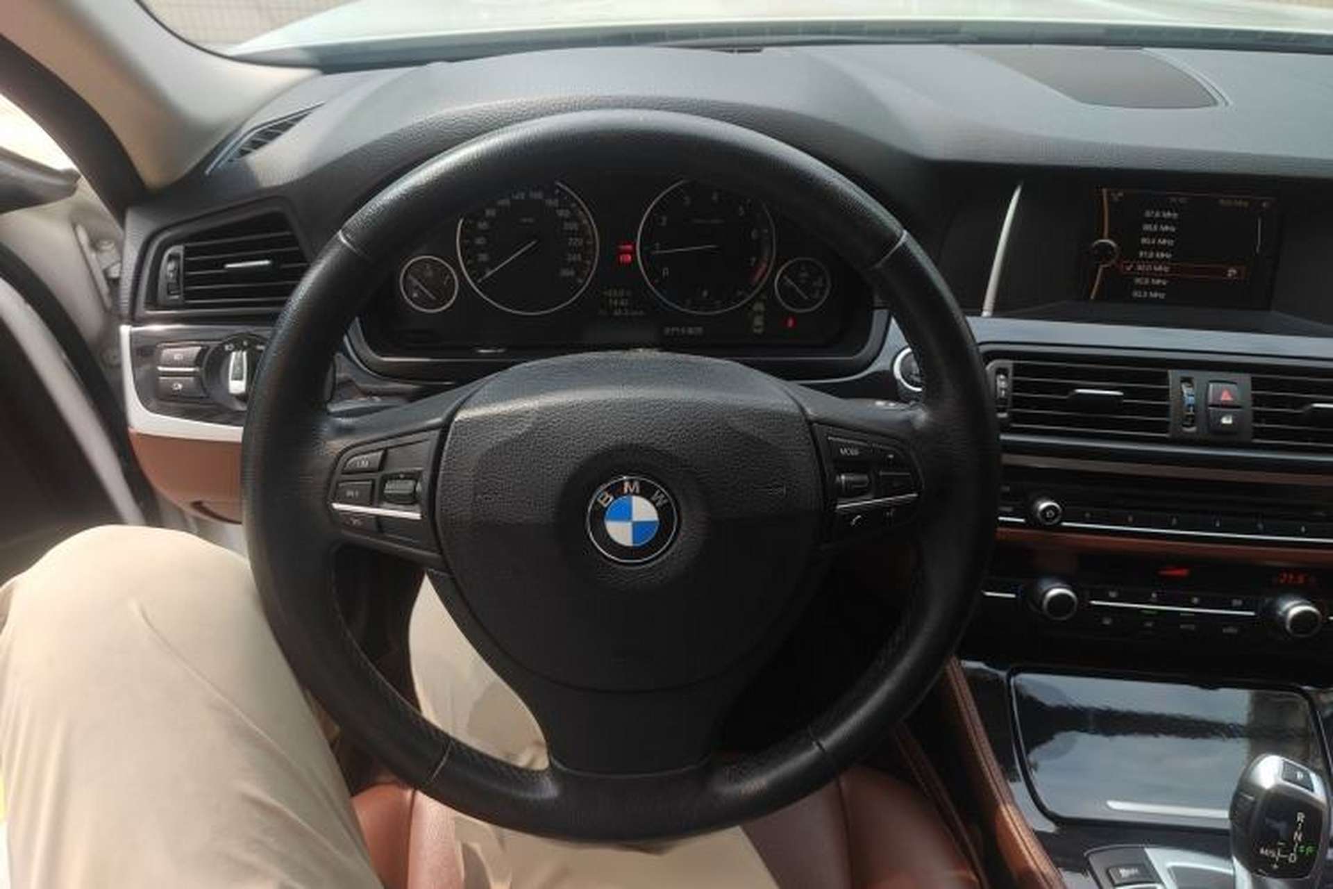 Used BMW 5 Series 2014 520i Elegant Edition Steering Wheel